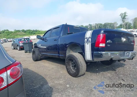 2019 Ram 1500 Classic Big Horn 4X4 6'4 Box из США, поврежденный, VIN 1C6RR7TT1KS575475